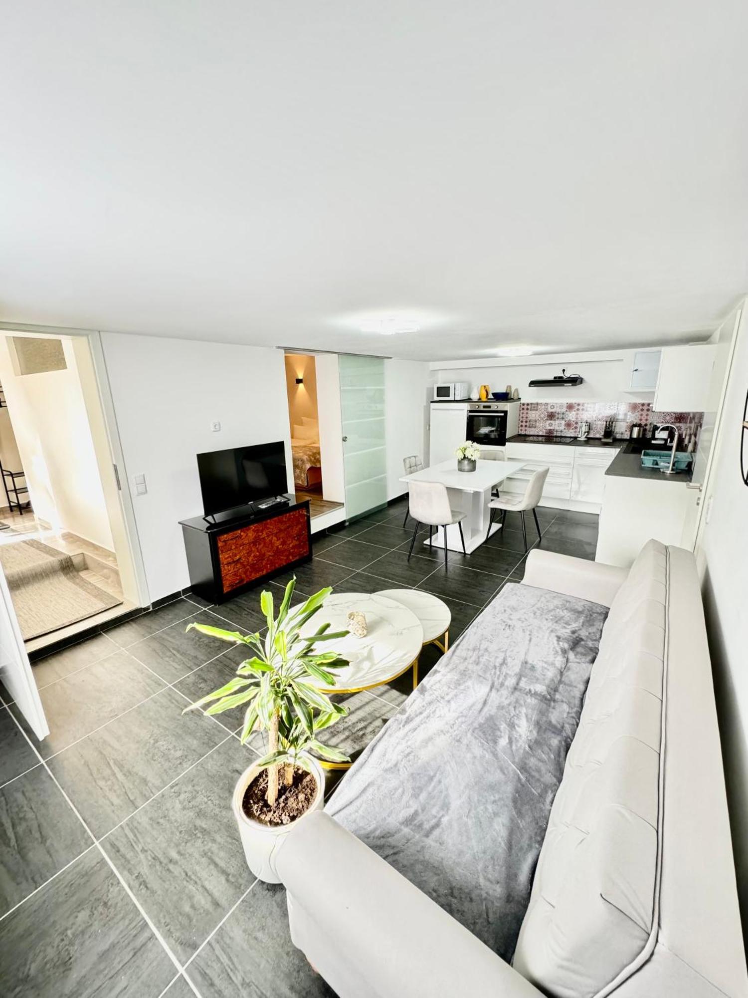 Familie Moisil Villa Daun Exterior photo